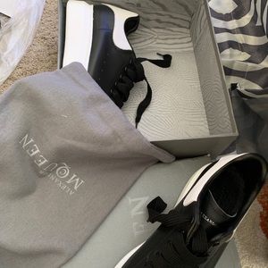 Alexander mcqueen size 44